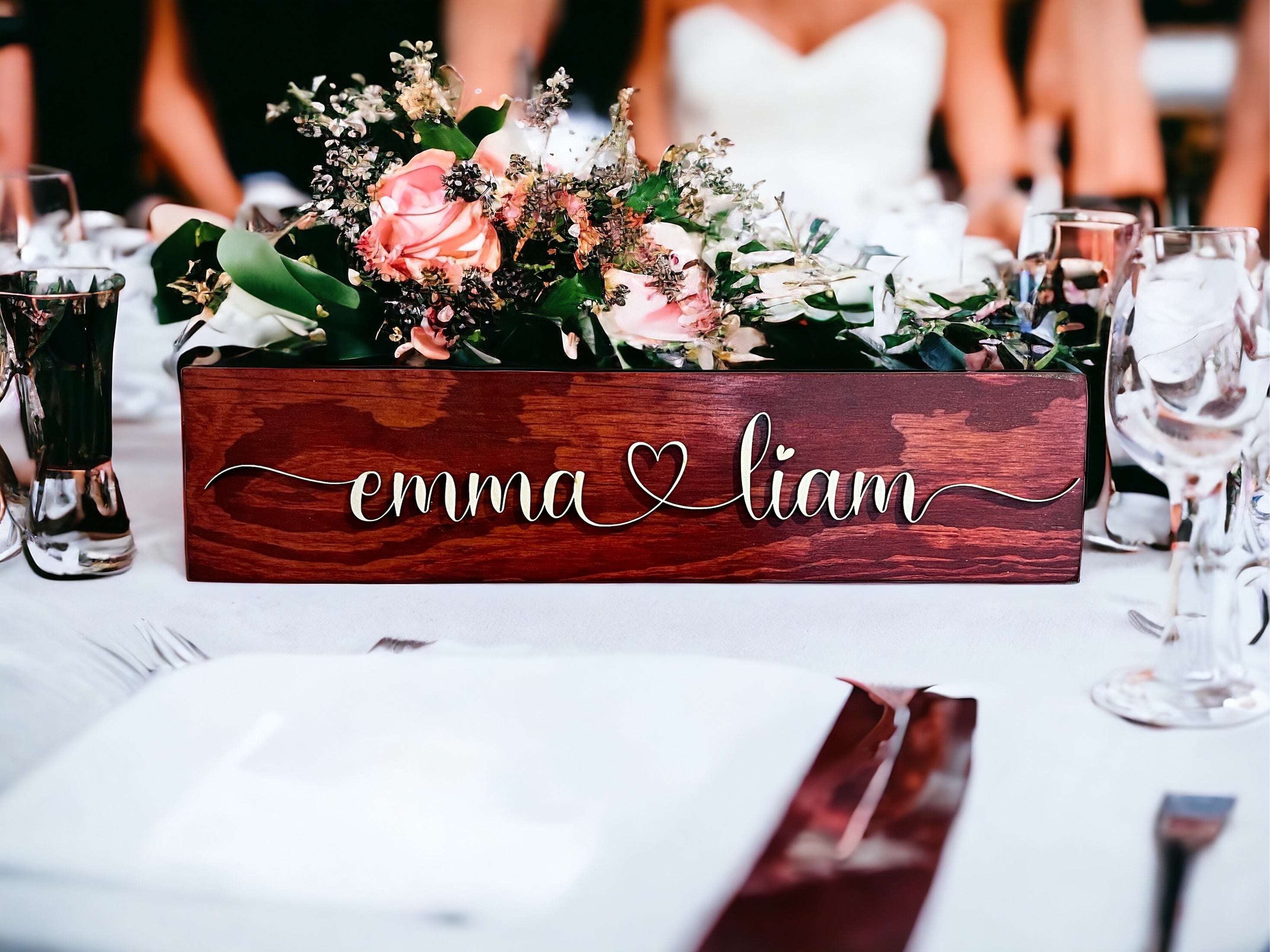 Elevate your space with a personalized couples gift – our enchanting sign with hearts adds a touch of romance to any setting